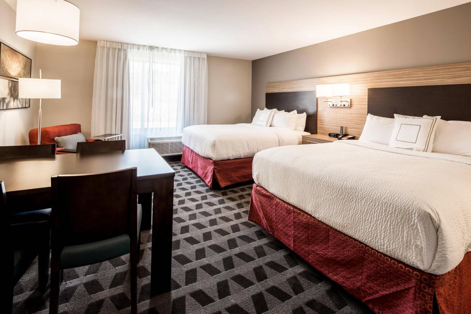 Towneplace Suites By Marriott Cleveland Oda fotoğraf