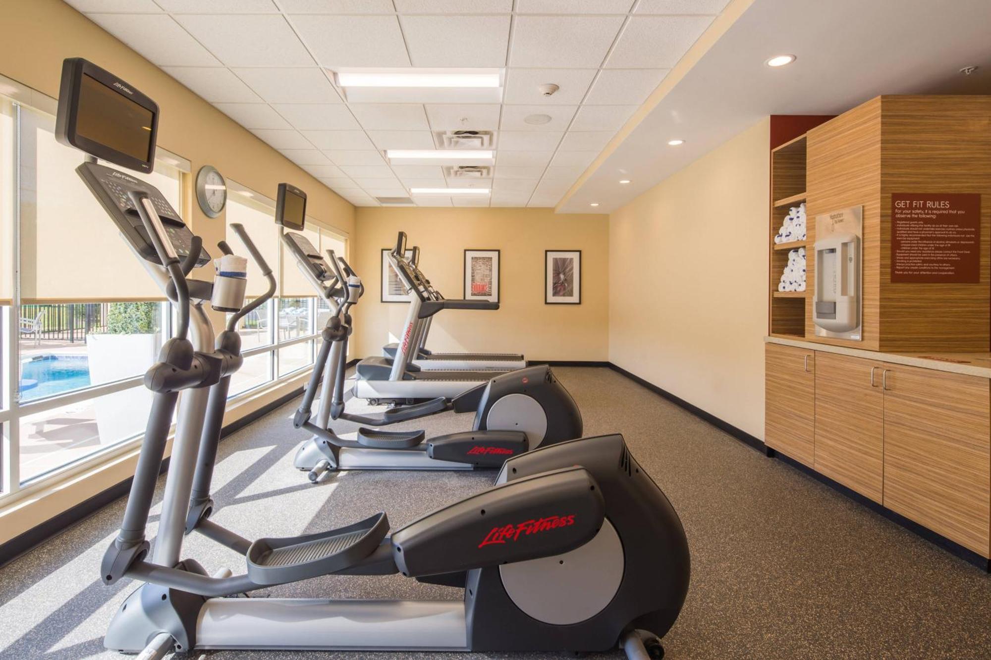 Towneplace Suites By Marriott Cleveland Dış mekan fotoğraf